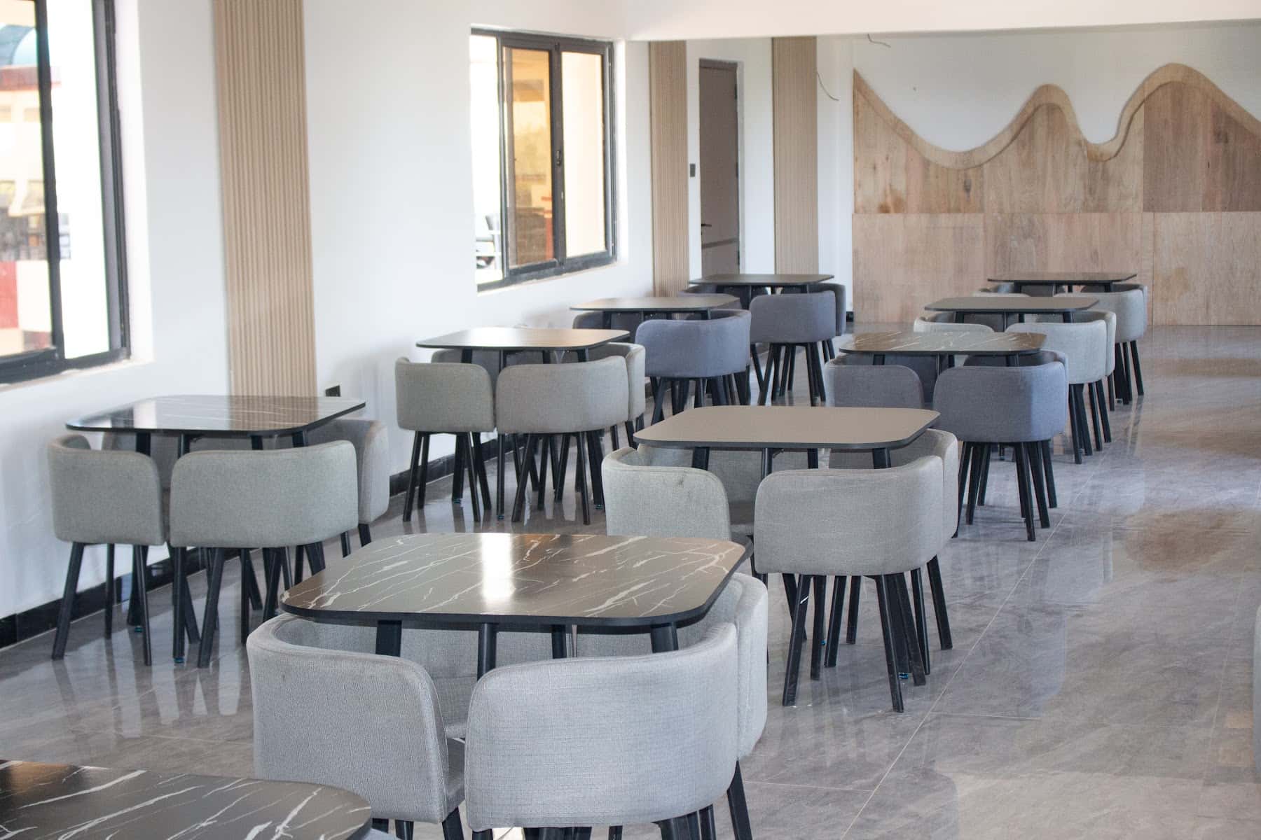Ground floor: the restaurant and bar, The Leishen (12)