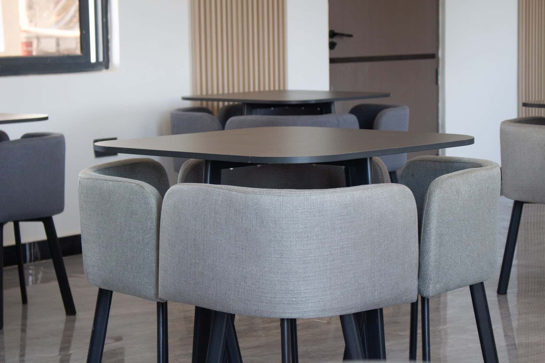 Ground floor: the restaurant and bar, The Leishen (17)