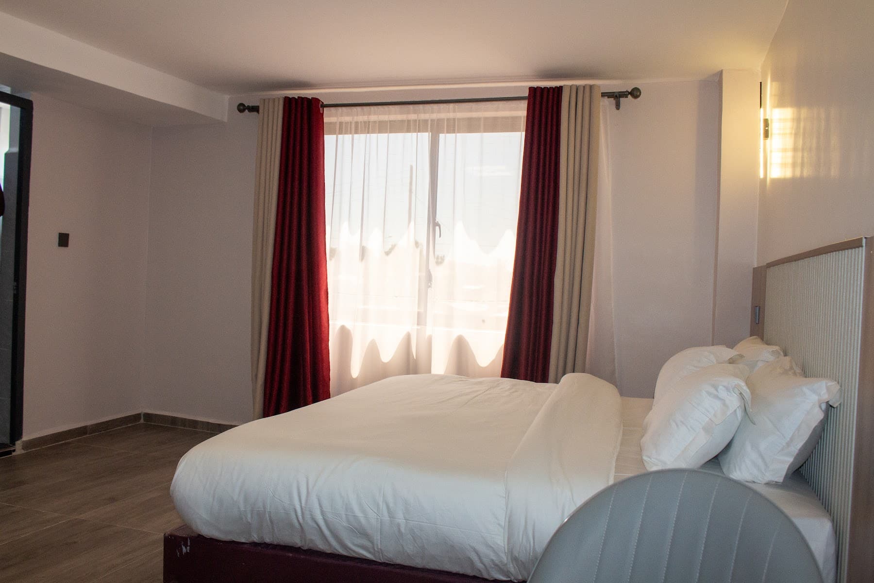 Deluxe Room at The Leishen, photo 10 of 14