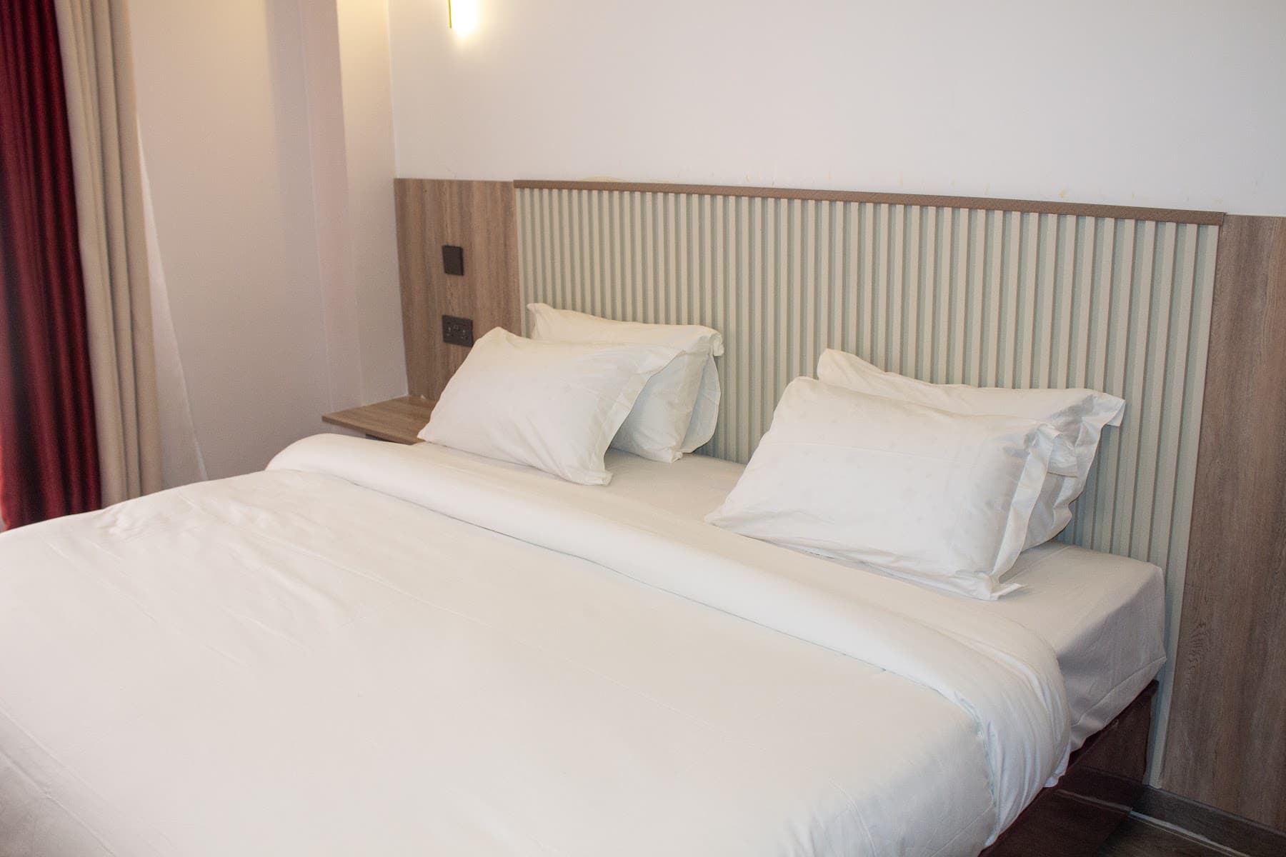 Deluxe Room at The Leishen, photo 13 of 14