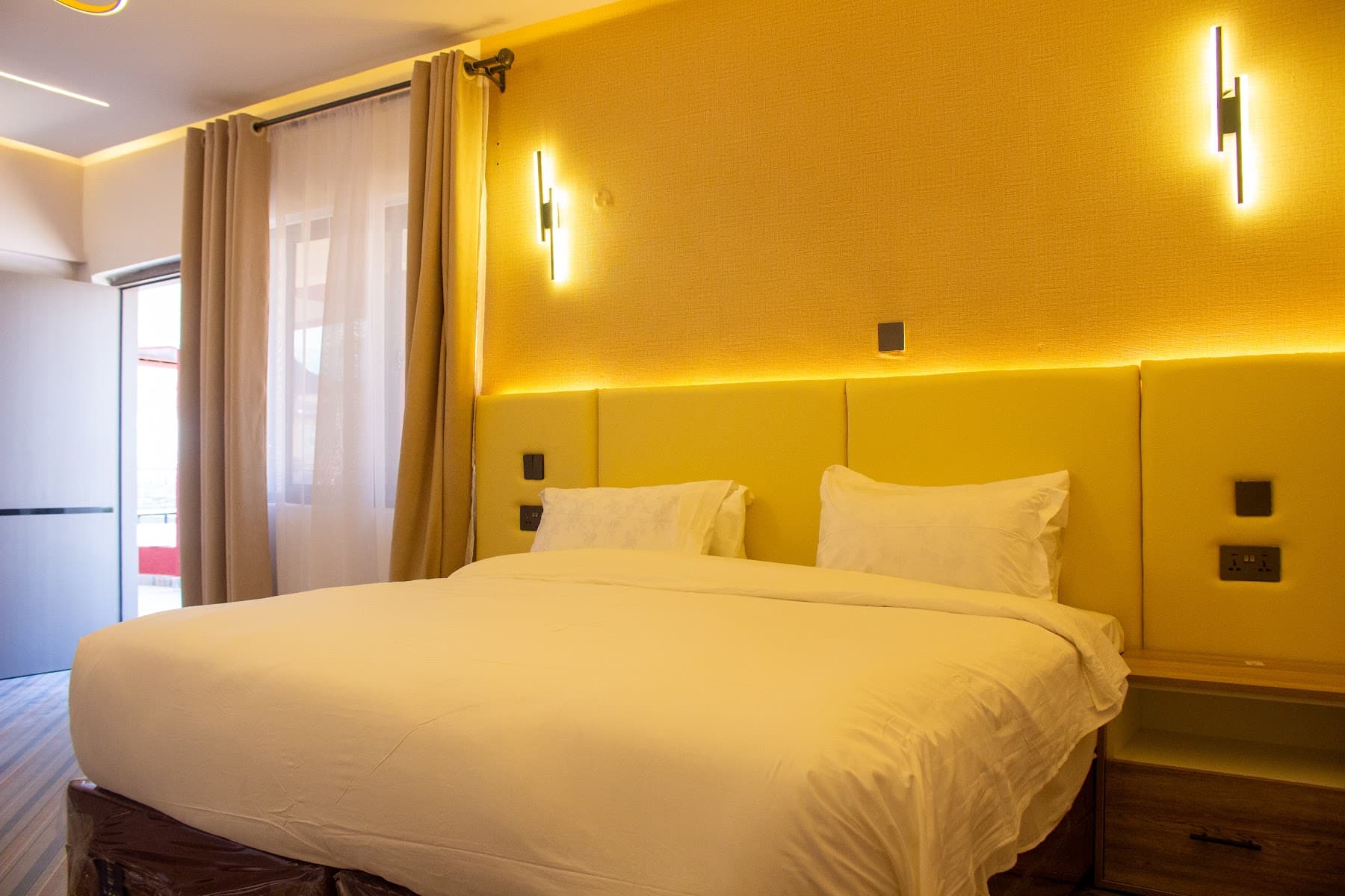 Executive Suite, 1 Bedroom at The Leishen, photo 16 of 33